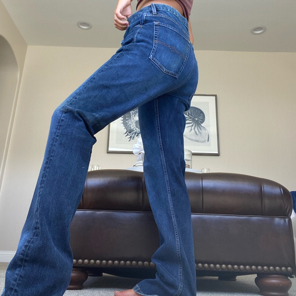 CLASSIC BLUE DENIM JEANS